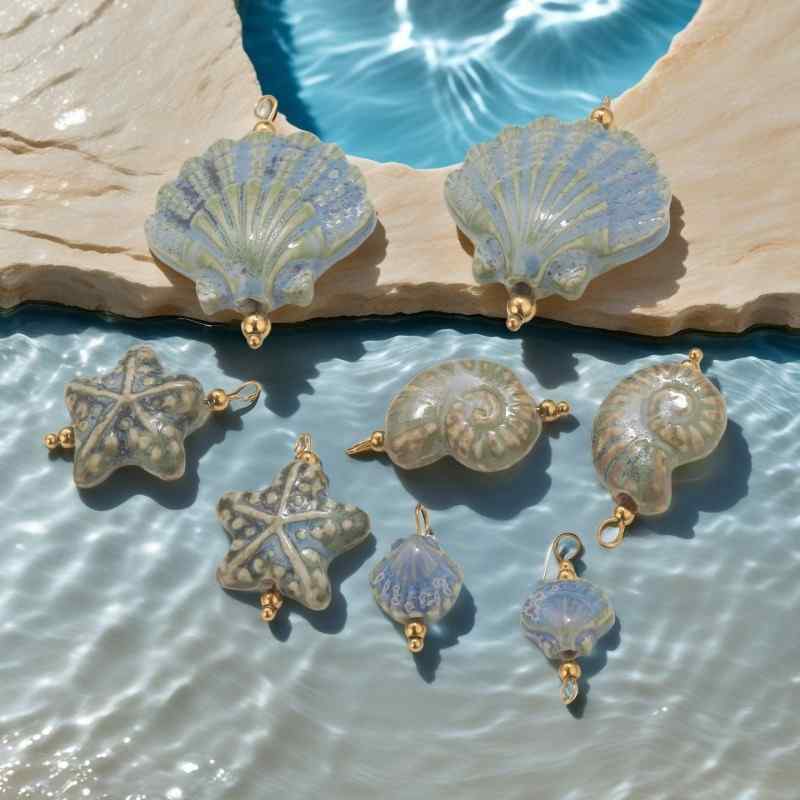 Retro Blue and White Porcelain Shell Conch Pendant Stainless Steel Handmade Curved Needle Necklace Bracelet Pendant DIY