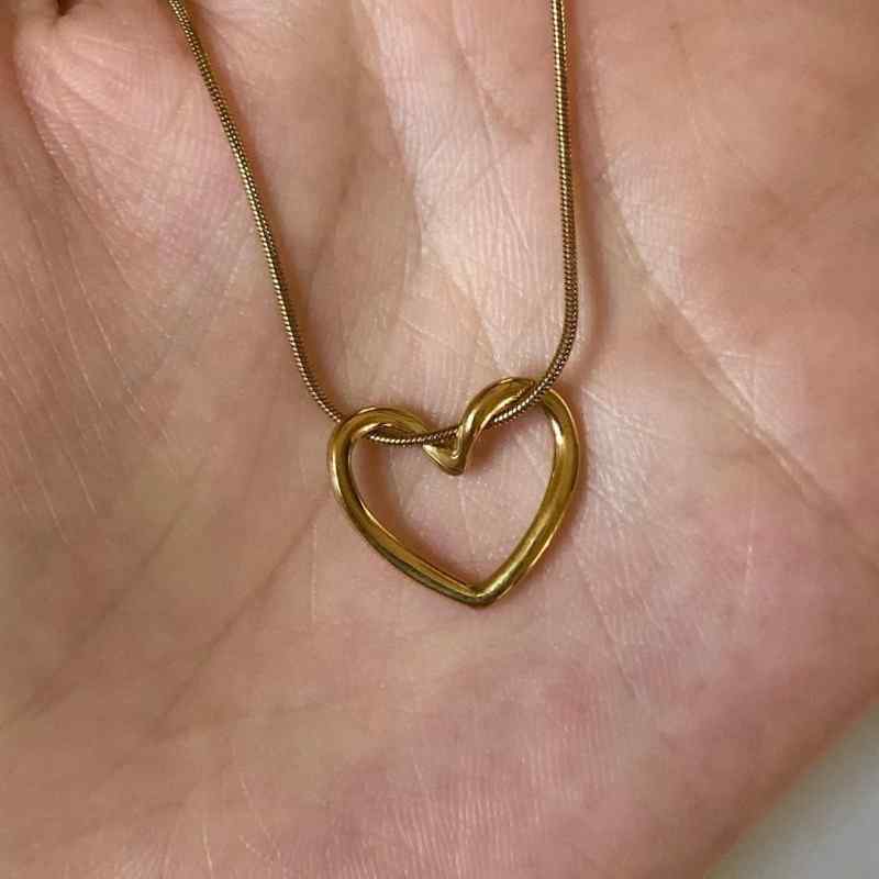 Temperament Niche Simple Heart Pendant Necklace