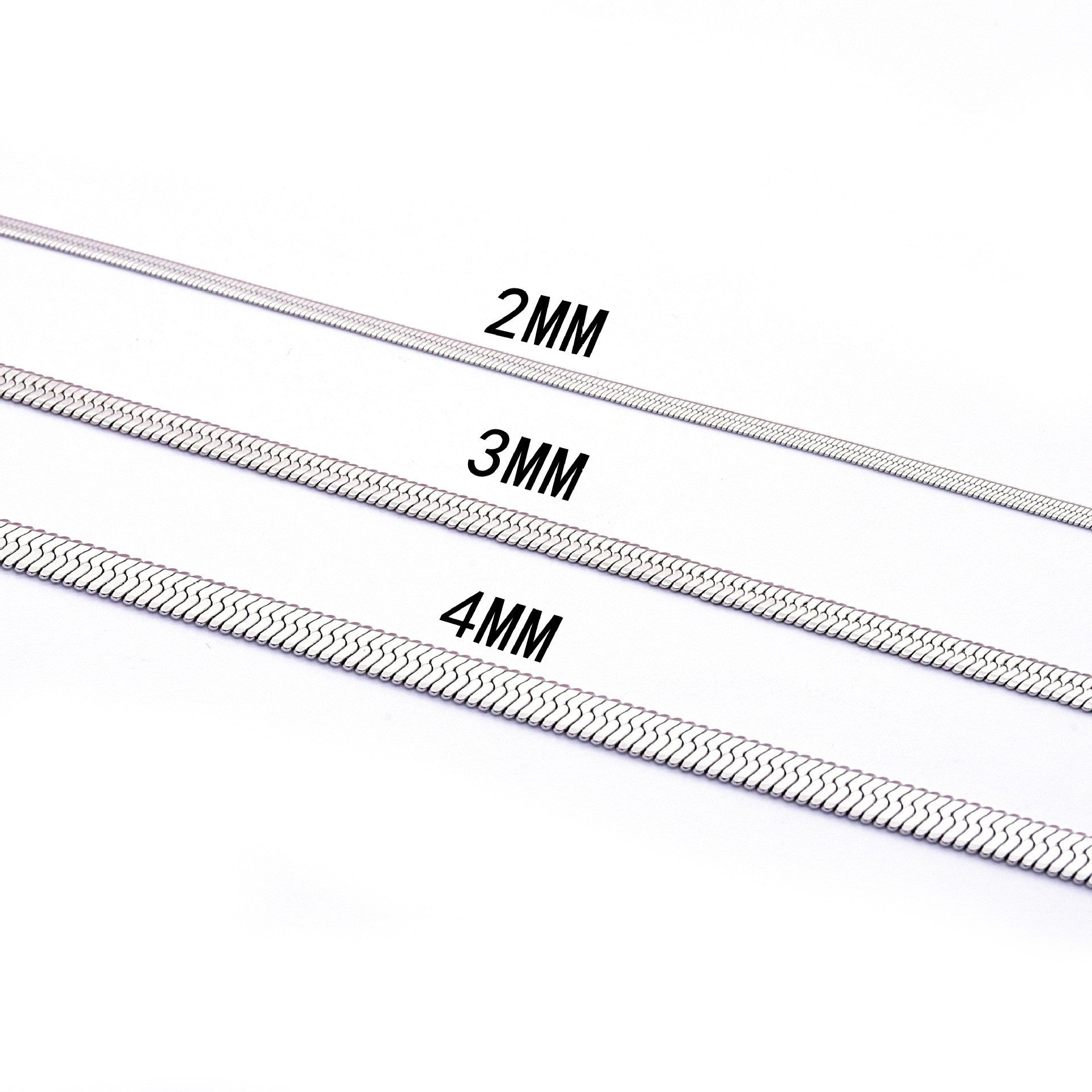 Factory Direct European and American style stainless steel blade chain unisex personality universal sexy clavicle chain snake chain wholesale