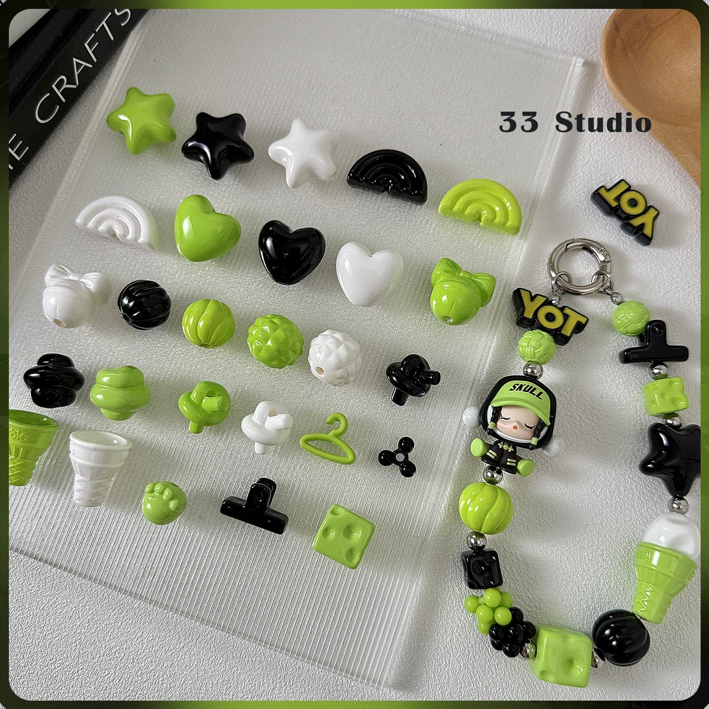 Black and green acrylic paint cheese cone star beaded mobile phone chain loose beads diy accessories material beads