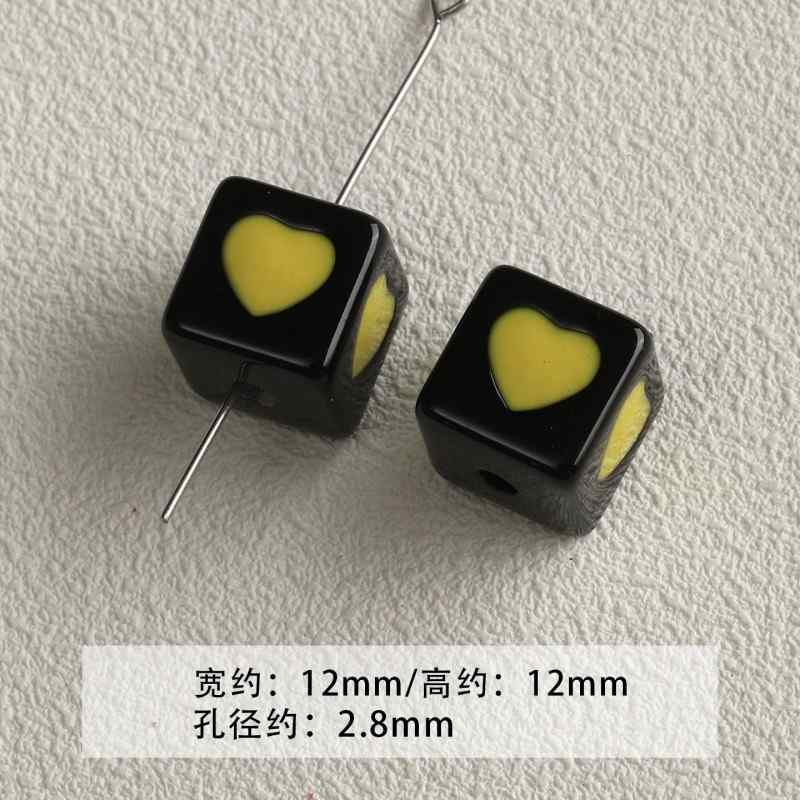 Black and green acrylic paint beaded diy accessories material