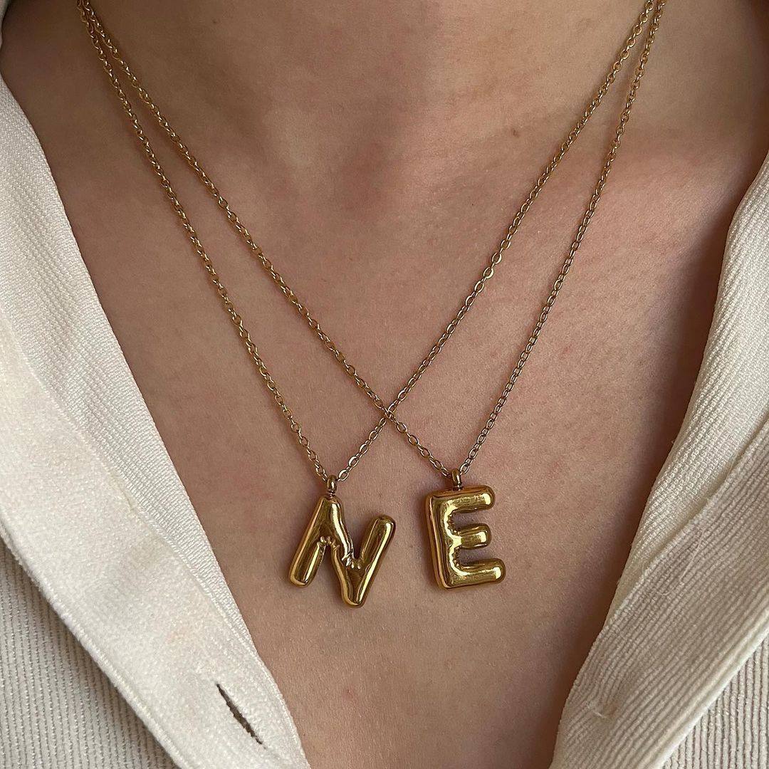 European and American ins Hot Sale 26 Letter Pendant Necklace Women's 18K Gold Plated Gloss Bubble Letter Necklace Jewelry