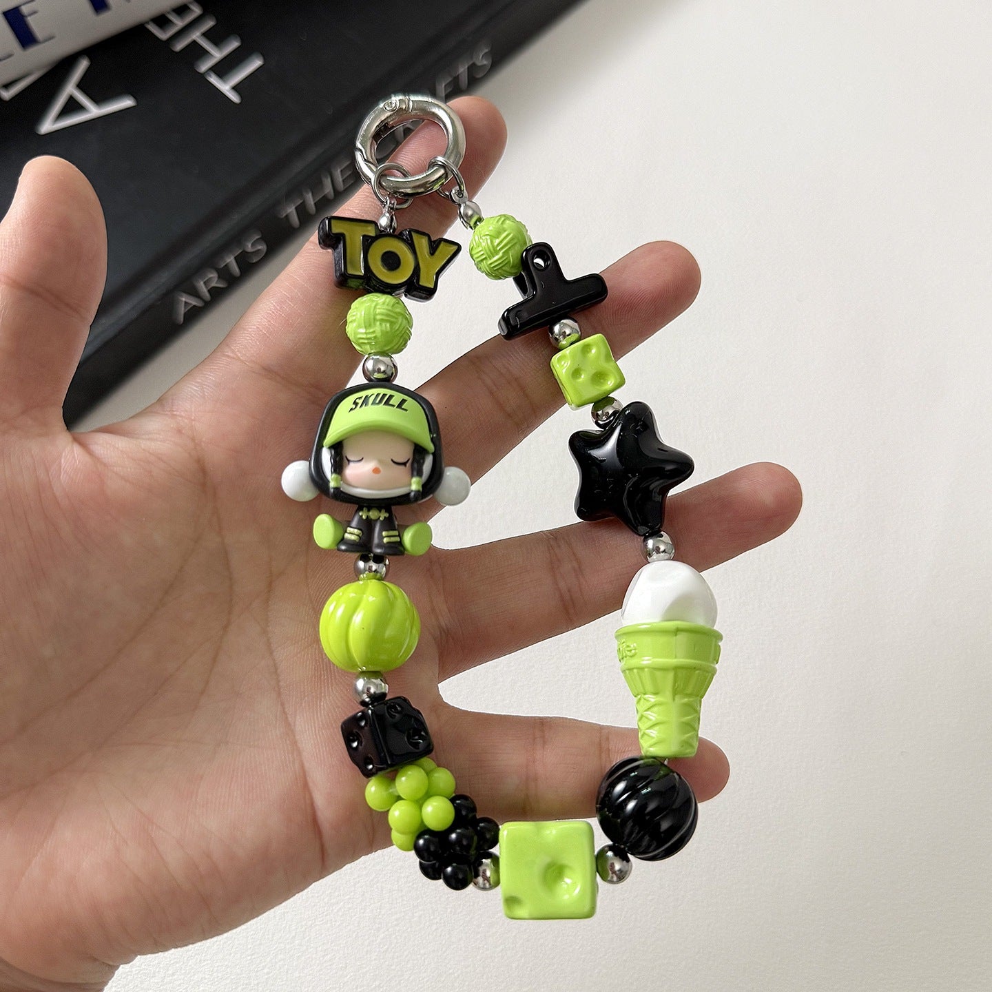 Black and green acrylic paint cheese cone star beaded mobile phone chain loose beads diy accessories material beads